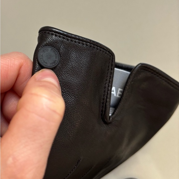 NWOT‼️ MICHAEL KORS Men’s Leather Gloves Size M - Picture 9 of 9